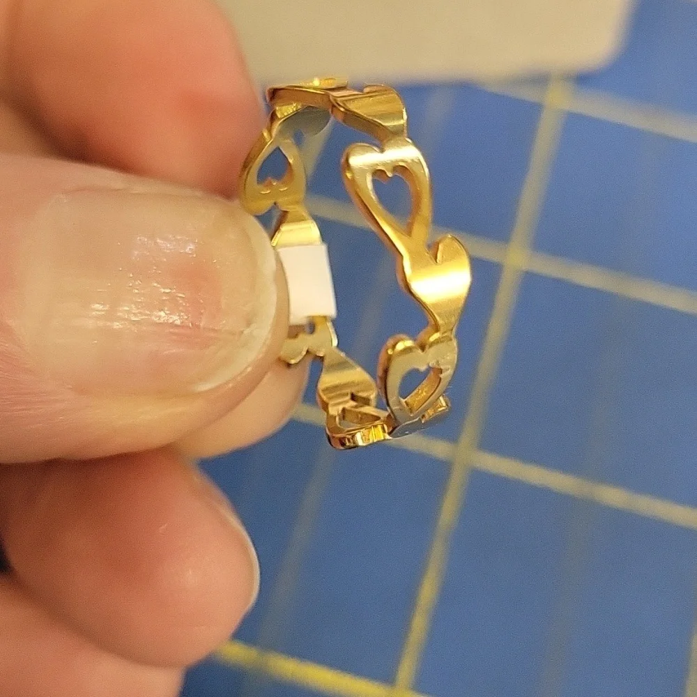 Heart Band Gold-Tone Stainless Steel Ring Size 10 - Picture 3 of 5